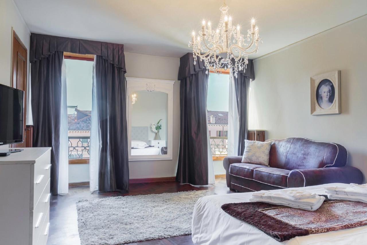 Rialto Canal View With Terrace And Balcony By Wonderful Italy Apartamento